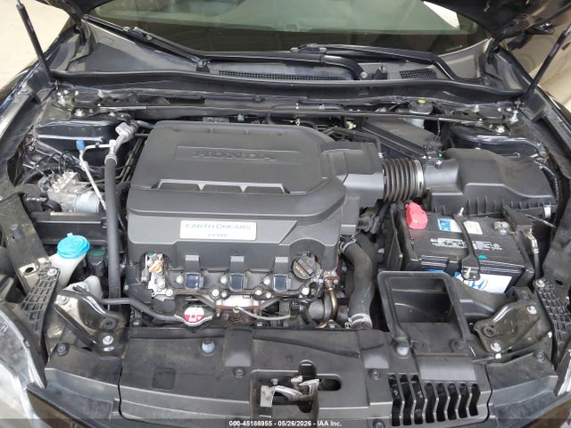 Продажа на аукционе авто 2017 Honda Accord Touring V6, vin: 1HGCT2B07HA007449, номер лота: 45186955