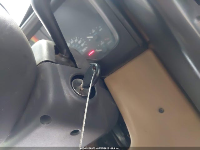 Продажа на аукционе авто 2000 Jeep Wrangler Sport, vin: 1J4FA49S5YP775393, номер лота: 45186970