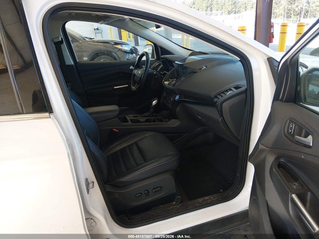 2019 Ford Escape Titanium მანქანა იყიდება აუქციონზე, vin: 1FMCU9J90KUA82600, აუქციონის ნომერი: 45187007