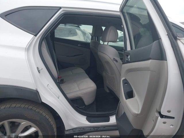Hyundai TUCSON SE 2017 KM8J3CA48HU274383 Image 8