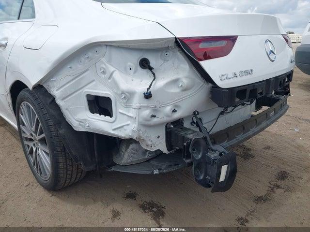 W1K5J4HB3RN455446 Mercedes-Benz Cla 250 Coupe 4matic