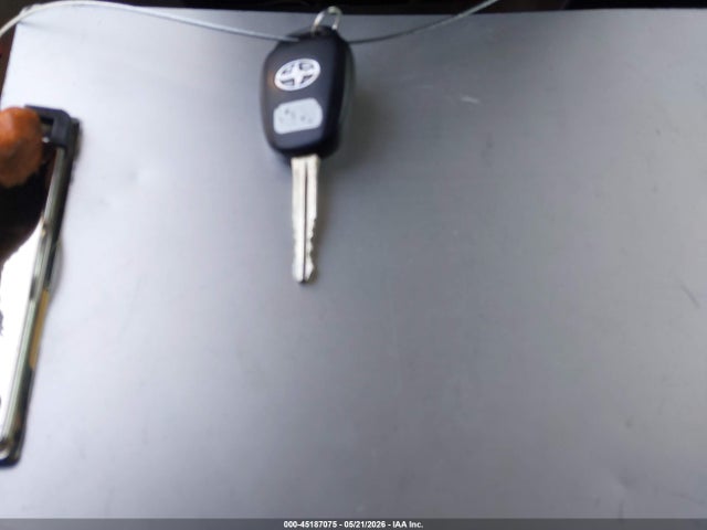 JTLZE4FEXFJ066839 Scion XB
