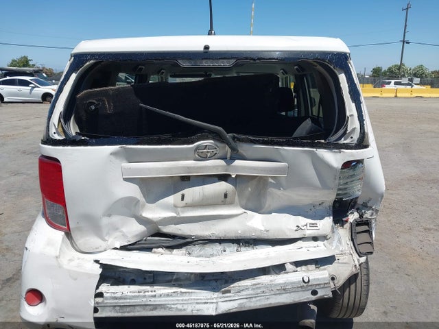 JTLZE4FEXFJ066839 Scion XB