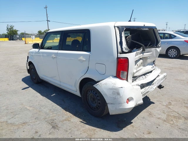 JTLZE4FEXFJ066839 Scion XB