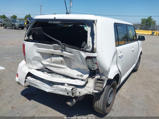 JTLZE4FEXFJ066839 Scion XB