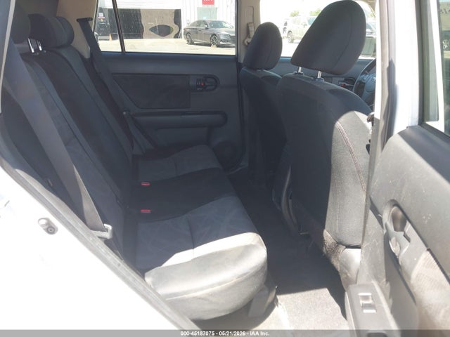 JTLZE4FEXFJ066839 Scion XB