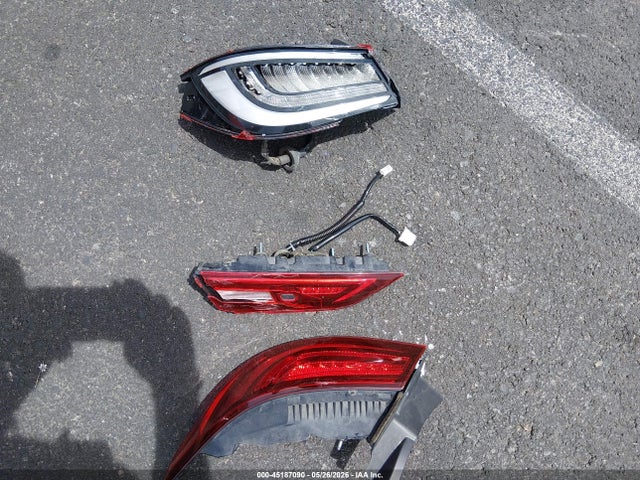 JN1FV7LK5NM660393 Infiniti Q60 Red Sport 400
