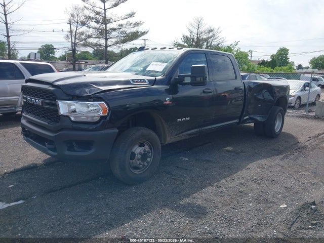 45187123 :رقم المزاد ، 3C63RRGL2LG236129 vin ، 2020 Ram 3500 Tradesman  4x4 8' Box مزاد بيع
