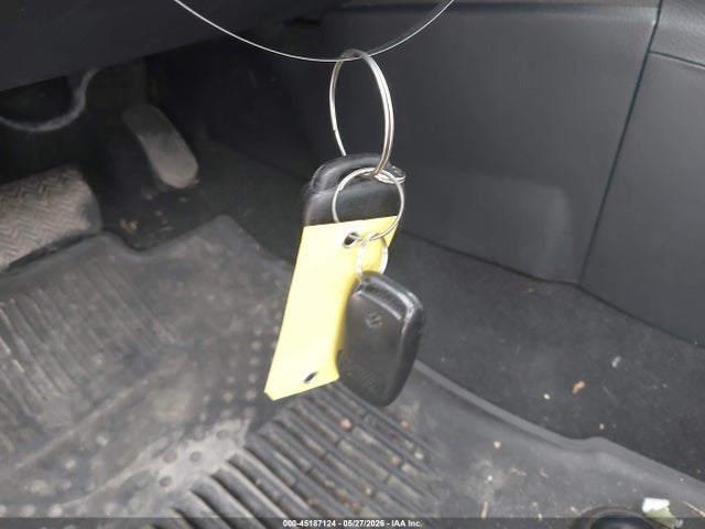 45187124 :رقم المزاد ، 2T1BURHE9HC802713 vin ، 2017 Toyota Corolla Le مزاد بيع