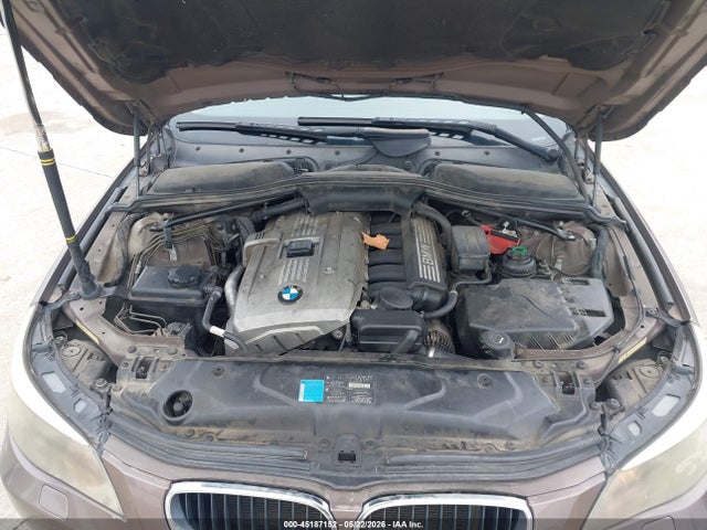 2006 Bmw 530i მანქანა იყიდება აუქციონზე, vin: WBANE73586CM33514, აუქციონის ნომერი: 45187152