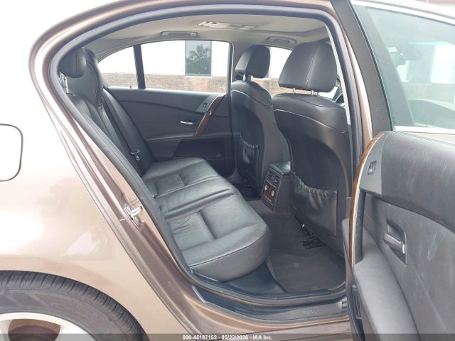 2006 Bmw 530i მანქანა იყიდება აუქციონზე, vin: WBANE73586CM33514, აუქციონის ნომერი: 45187152