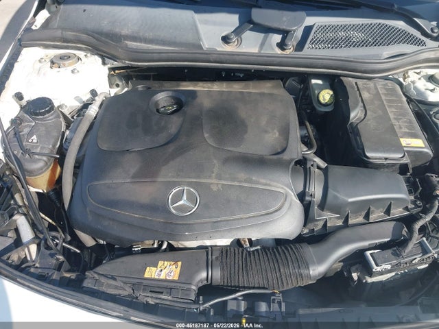 2015 Mercedes-benz Cla 250 მანქანა იყიდება აუქციონზე, vin: WDDSJ4EB2FN196502, აუქციონის ნომერი: 45187187