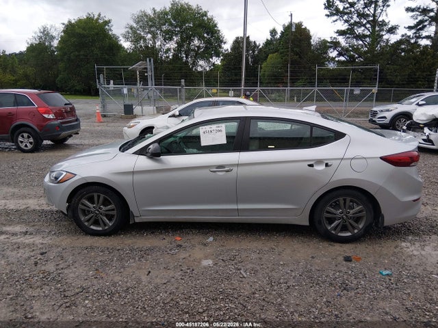 2017 Hyundai Elantra Se მანქანა იყიდება აუქციონზე, vin: 5NPD84LF0HH054737, აუქციონის ნომერი: 45187206