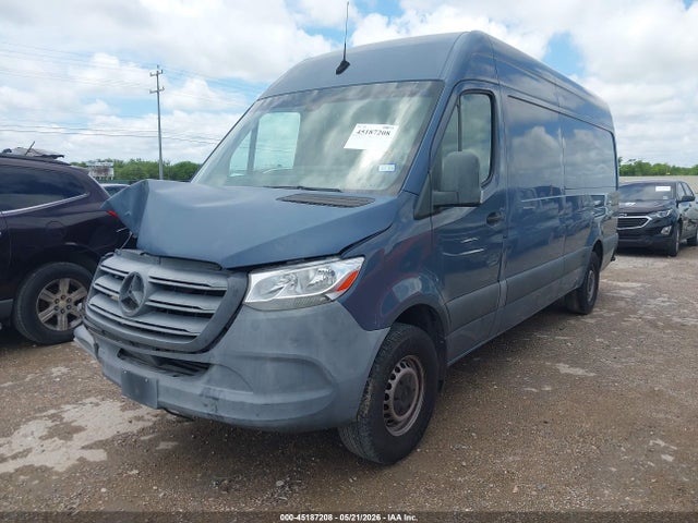 WD4PF1CD8KT012471 Mercedes-Benz Sprinter 2500 High Roof V6