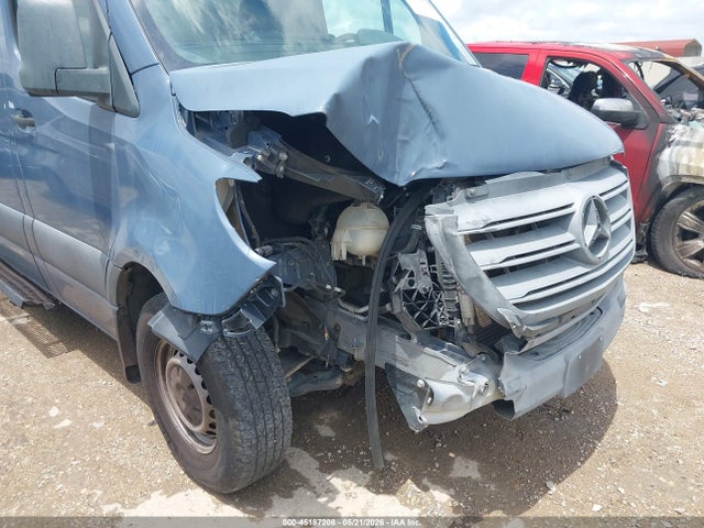 WD4PF1CD8KT012471 Mercedes-Benz Sprinter 2500 High Roof V6
