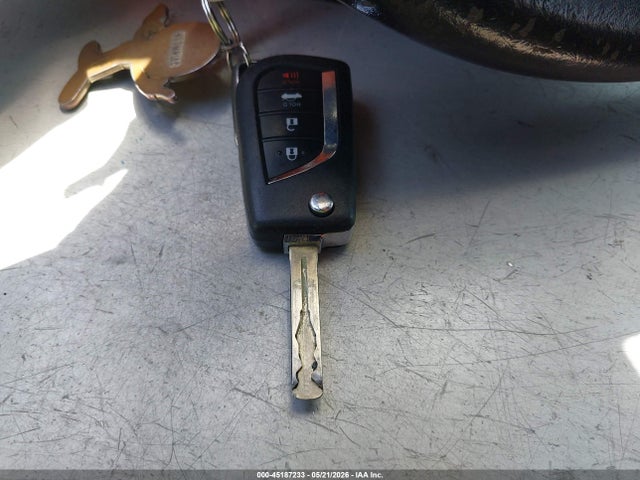 45187233 :رقم المزاد ، JTDS4RCE6LJ032216 vin ، 2020 Toyota Corolla Se مزاد بيع