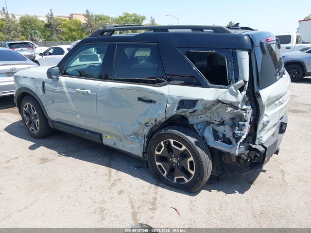 Ford Bronco Sport Outer Banks 2023 3FMCR9C67PRD13480 Image 3