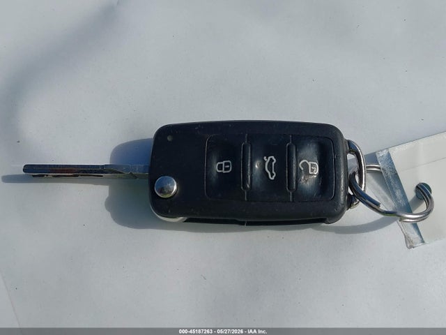 Продаж на аукціоні авто 2014 Volkswagen Passat 1.8t Wolfsburg Edition, vin: 1VWAT7A36EC071946, номер лоту: 45187263