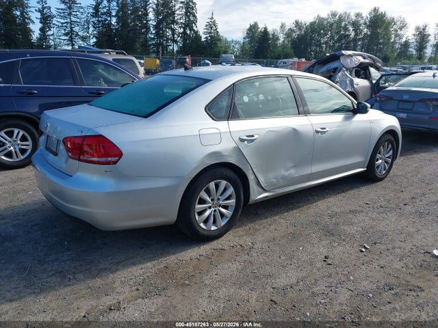 Продаж на аукціоні авто 2014 Volkswagen Passat 1.8t Wolfsburg Edition, vin: 1VWAT7A36EC071946, номер лоту: 45187263