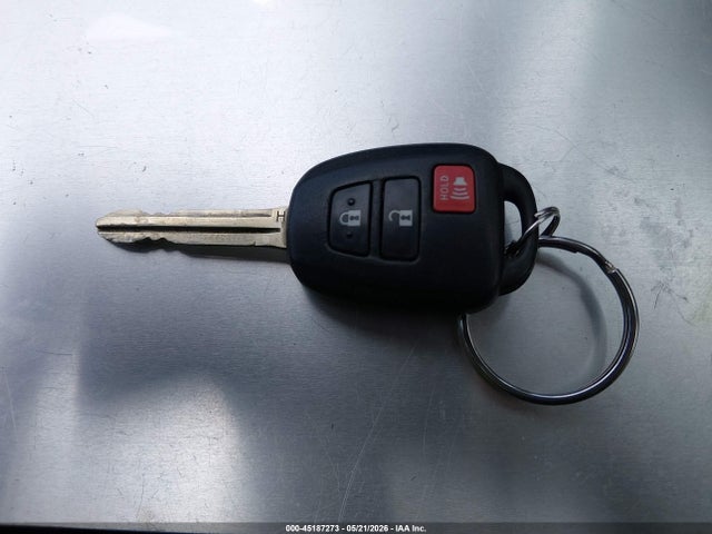 Aukcja sprzedaży 2017 Toyota Rav4 Xle, vin: JTMWFREV8HJ133645, numer aukcji: 45187273