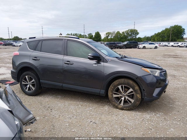 Aukcja sprzedaży 2017 Toyota Rav4 Xle, vin: JTMWFREV8HJ133645, numer aukcji: 45187273