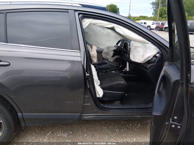 Aukcja sprzedaży 2017 Toyota Rav4 Xle, vin: JTMWFREV8HJ133645, numer aukcji: 45187273