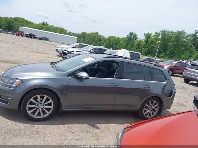 3VWC17AU2GM505532 Volkswagen Golf Sportwagen Tsi Se 4-door