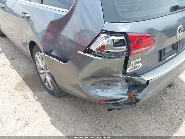 3VWC17AU2GM505532 Volkswagen Golf Sportwagen Tsi Se 4-door