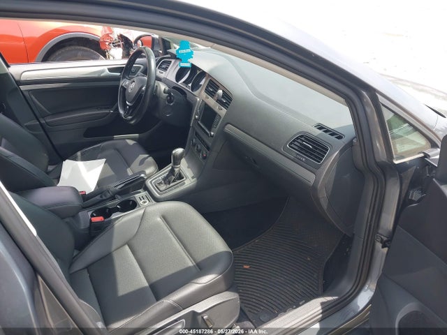 3VWC17AU2GM505532 Volkswagen Golf Sportwagen Tsi Se 4-door