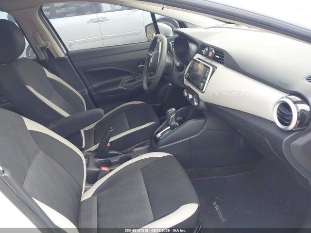 2020 Nissan Versa Sv Xtronic Cvt მანქანა იყიდება აუქციონზე, vin: 3N1CN8EV3LL901553, აუქციონის ნომერი: 45187319