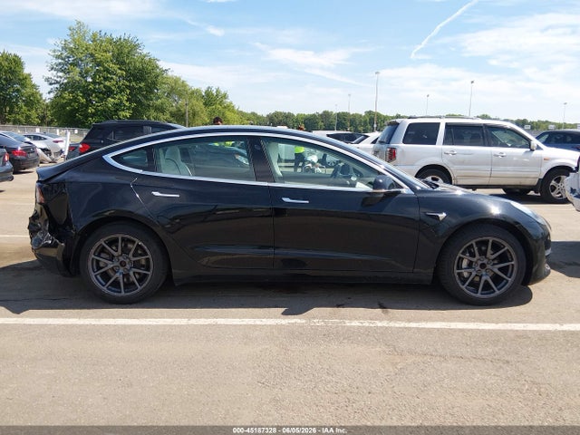 Tesla Model 3 Long Range/mid Range/standard Range/standard Range Plus 2019 5YJ3E1EA4KF323543 Image 13
