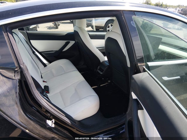Tesla Model 3 Long Range/mid Range/standard Range/standard Range Plus 2019 5YJ3E1EA4KF323543 Image 8