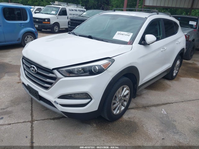 45187331 :رقم المزاد ، KM8J33A28HU353681 vin ، 2017 Hyundai Tucson Eco مزاد بيع