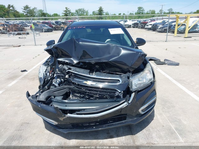 1G1PC5SB6F7256170 Chevrolet Cruze 1lt Auto