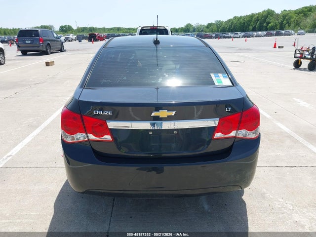 1G1PC5SB6F7256170 Chevrolet Cruze 1lt Auto