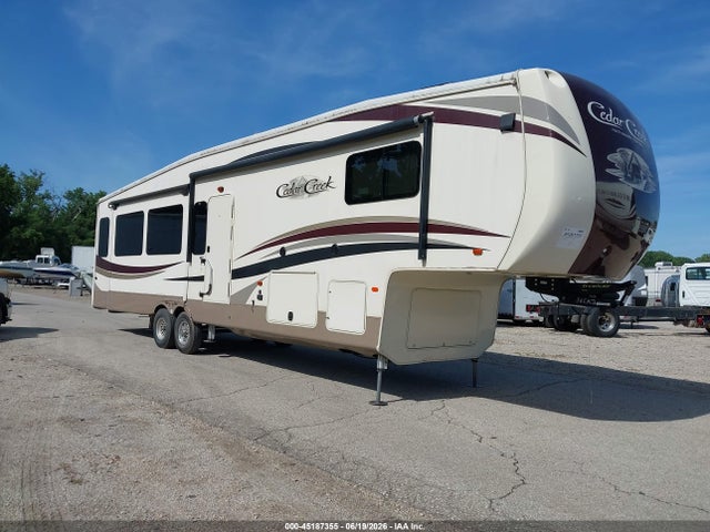 Cedar Creek Other 2018 4X4FCRMT0JS218201 zdjęcie główne