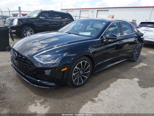 Hyundai Sonata Limited 2021 5NPEH4J27MH101048 Image 2