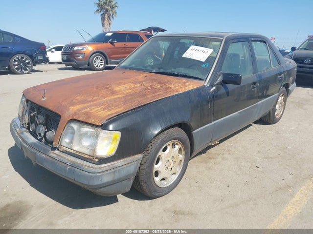 1995 Mercedes-benz E 320 Base/320 Special მანქანა იყიდება აუქციონზე, vin: WDBEA32EXSC219531, აუქციონის ნომერი: 45187362