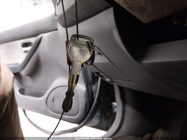 45187365 :رقم المزاد ، 4S3BE6355Y6215872 vin ، 2000 Subaru Legacy L مزاد بيع