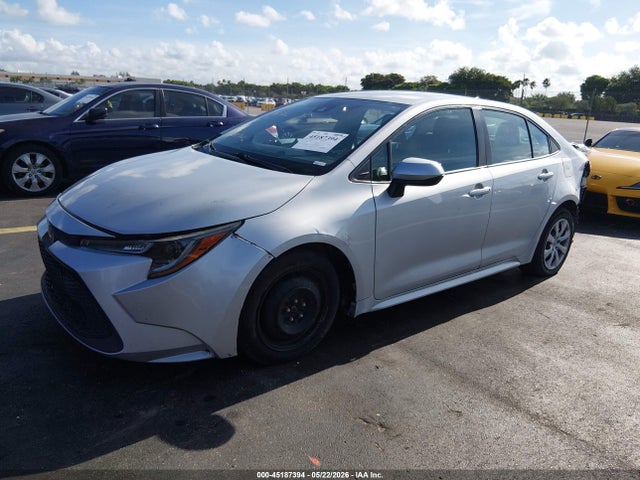 Продажа на аукционе авто 2020 Toyota Corolla Le, vin: 5YFEPRAE2LP068746, номер лота: 45187394