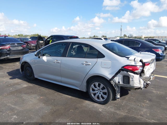 Продажа на аукционе авто 2020 Toyota Corolla Le, vin: 5YFEPRAE2LP068746, номер лота: 45187394