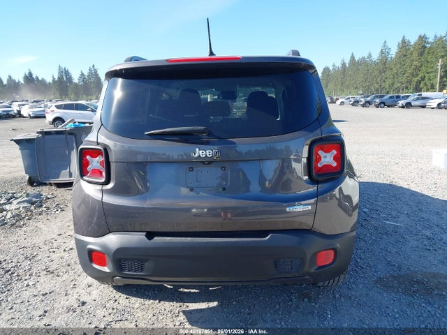 Продаж на аукціоні авто 2017 Jeep Renegade Latitude Fwd, vin: ZACCJABB8HPG31356, номер лоту: 45187451