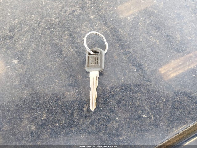 45187472 :رقم المزاد ، 1GCCS1947W8233550 vin ، 1998 Chevrolet S-10 Ls Fleetside مزاد بيع