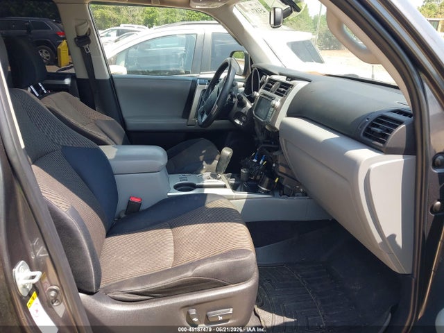 Продаж на аукціоні авто 2011 Toyota 4runner Sr5 V6, vin: JTEBU5JR0B5075225, номер лоту: 45187479