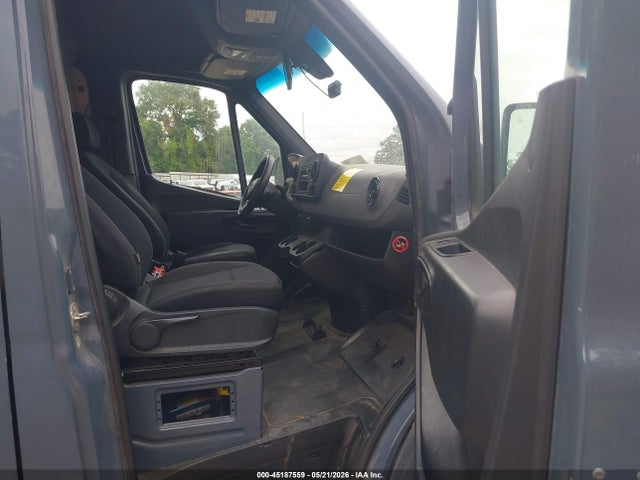 WD4PF1CD3KT012264 Mercedes-Benz Sprinter 2500 High Roof V6