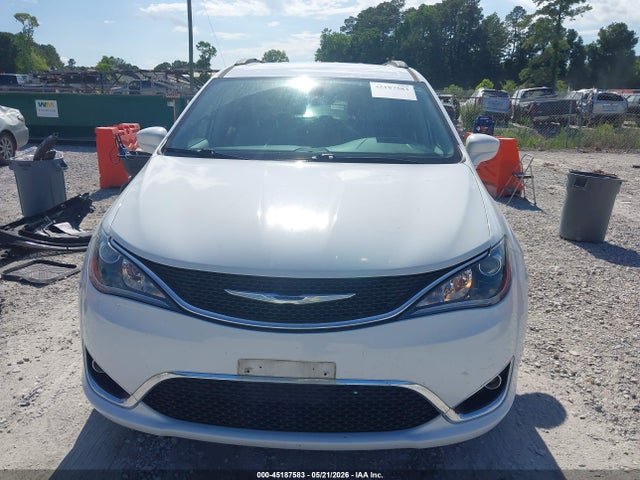 45187583 :رقم المزاد ، 2C4RC1BGXHR503115 vin ، 2017 Chrysler Pacifica Touring-l مزاد بيع