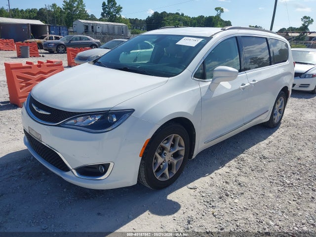 45187583 :رقم المزاد ، 2C4RC1BGXHR503115 vin ، 2017 Chrysler Pacifica Touring-l مزاد بيع