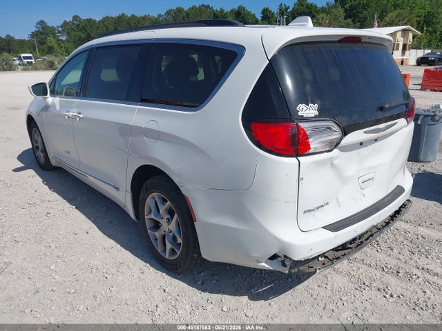 45187583 :رقم المزاد ، 2C4RC1BGXHR503115 vin ، 2017 Chrysler Pacifica Touring-l مزاد بيع
