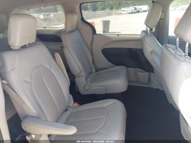 45187583 :رقم المزاد ، 2C4RC1BGXHR503115 vin ، 2017 Chrysler Pacifica Touring-l مزاد بيع