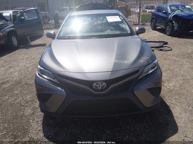 Продаж на аукціоні авто 2018 Toyota Camry Se, vin: 4T1B11HKXJU521847, номер лоту: 45187622
